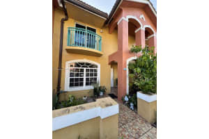 7005 Nw 173rd Dr 1702, Hialeah