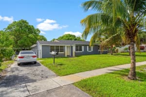 820 Alabama Ave 820 Front Fort Lauderdale, FL 33312 - MLS#A11805474