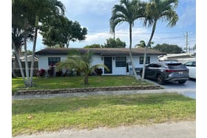 6761 Allen St, Hollywood, FL 33024, - MLS#A11805497
