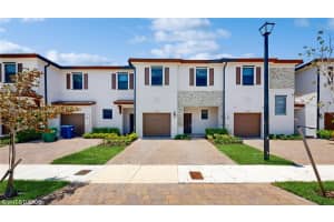 10004 Sw 231 Ln, Miami