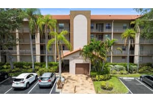 1300 SW 124th Ter 107P, Pembroke Pines, FL 33027 - MLS#A11805634