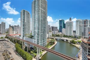 690 SW 1st Ct, Miami, FL 33130, Sold 07/17/25