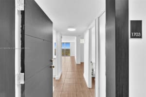 2801 Ne 183rd St 1703w, Aventura