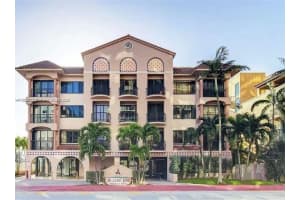 8816 Collins Ave 304, Surfside