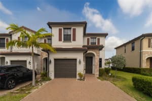10966 W 33rd Way, Hialeah