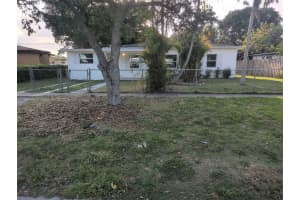 14015 Madison St, Miami