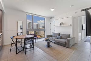 Yotel Pad Miami, 227 NE 2nd St #2506, Miami, FL 33132, - MLS#A11805908