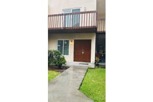 6605 Winfield Blvd, Margate