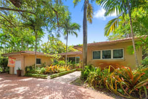 1090 Meadow Lark Ave, Miami Springs, FL 33166, Sold 09/01/25