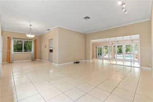 1090 Meadow Lark Ave, Miami Springs, FL 33166, Sold 09/01/25