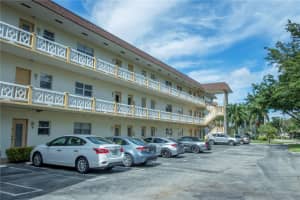5141 W Oakland Park Blvd 210, Lauderdale Lakes