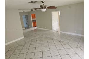 5960 NW 14th St, Sunrise, FL 33313, Sold 07/31/25
