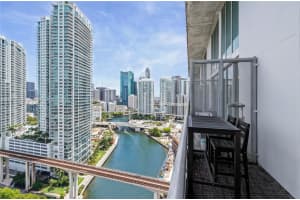 690 SW 1st Ct APT 2717, Miami, FL 33130, Sold 07/30/25