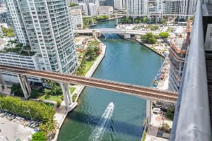 690 SW 1st Ct APT 2717, Miami, FL 33130, Sold 07/30/25
