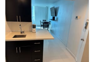 5445 Collins Ave APT 915, Miami Beach, FL 33140, - MLS#A11806039