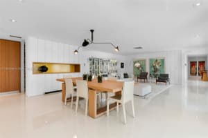 250 Knollwood Dr Key Biscayne, FL 33149 - Off Market