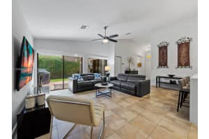 18827 NW 82nd Pl, Hialeah, FL 33015, Sold 07/03/25