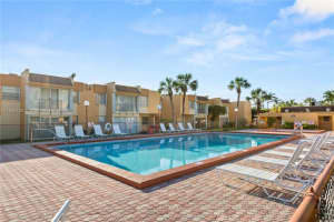 9310 W Flagler St 111a, Miami