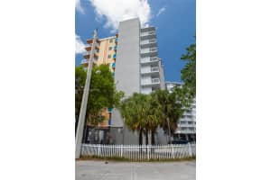 2025 Ne 164th St 301, North Miami Beach
