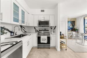 1330 West Ave, Miami Beach, FL 33139, Sold 07/15/25