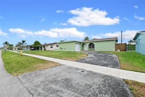 9331 Nw 24th Pl Sunrise, FL 33322 - MLS#A11806195