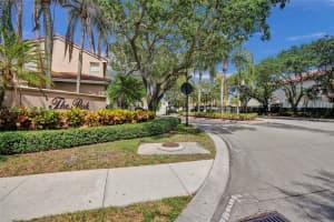 3910 Fern Forest Rd Cooper City, FL 33026 - MLS#A11806220