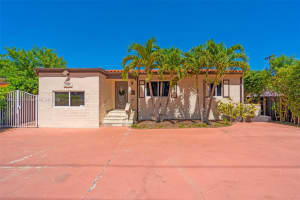 1901 SW 37th Ave, Miami, FL 33145, - MLS#A11806257
