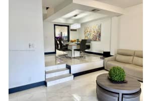 8992 Palm Tree Ln 8992 Pembroke Pines, FL 33024 - MLS#A11806284