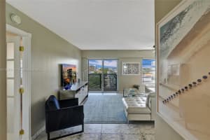 5100 Dupont Blvd APT 7J, Fort Lauderdale, FL 33308, - MLS#A11806317
