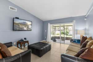 14641 Poplar Hill Ct Davie, FL 33325 - MLS#A11806319