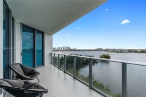 17111 Biscayne Bl 506, North Miami Beach