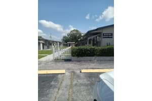 2901 Jackson St APT 3, Hollywood, FL 33020, - MLS#A11806451