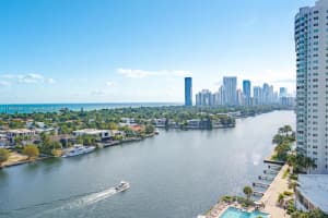 20515 E Country Club Dr 645, Aventura