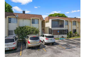 7825 Miller Dr APT C212, Miami, FL 33155, Sold 08/21/25