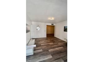 2821 NE 163rd St APT 4X, North Miami Beach, FL 33160, - MLS#A11806563
