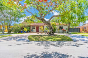 341 NW 63rd Ct, Miami, FL 33126, - MLS#A11806612