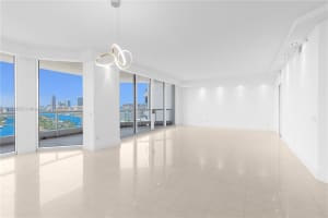 21200 Point Pl, Aventura, FL 33180, Sold 08/19/25