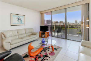 ELDORADO TOWERS, 3625 N Country Club Dr APT 1804, Aventura, FL 33180, - MLS#A11806724