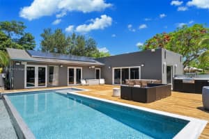 5943 Sw 62nd St, South Miami