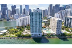 800 Claughton Island Dr 1504, Miami