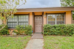 10181 E Cypress Ct, Pembroke Pines