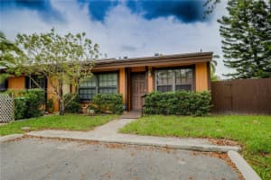 10181 E Cypress Ct, Pembroke Pines, FL 33026, Sold 10/08/25