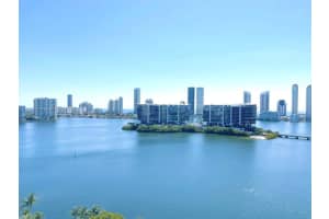 3301 Ne 183 St 1705, Aventura