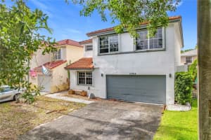 10764 Lenox Rd, Cooper City