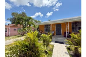 285 NW 50th Ave, Miami, FL 33126, Sold 06/25/25