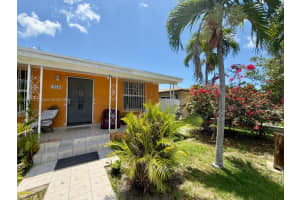285 NW 50th Ave, Miami, FL 33126, Sold 06/25/25
