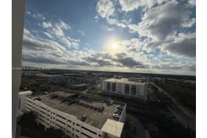 15051 Royal Oaks Ln 1703, North Miami