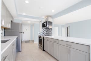 601 Three Islands Blvd 217 Hallandale Beach, FL 33009 - MLS#A11806784