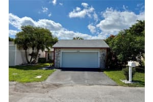 1304 Redstart Ct, Homestead