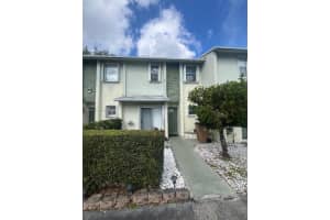 775 Crystal Lake Dr, Deerfield Beach